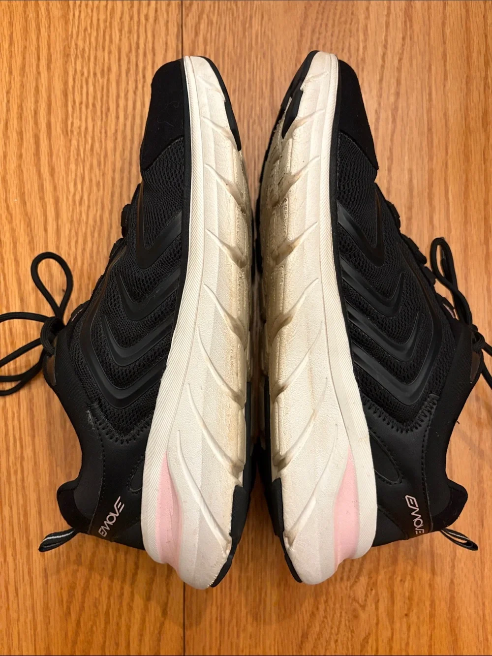 Easy Spirit Evolve Black Lace-Up Sneakers with Pink Stitch Detail